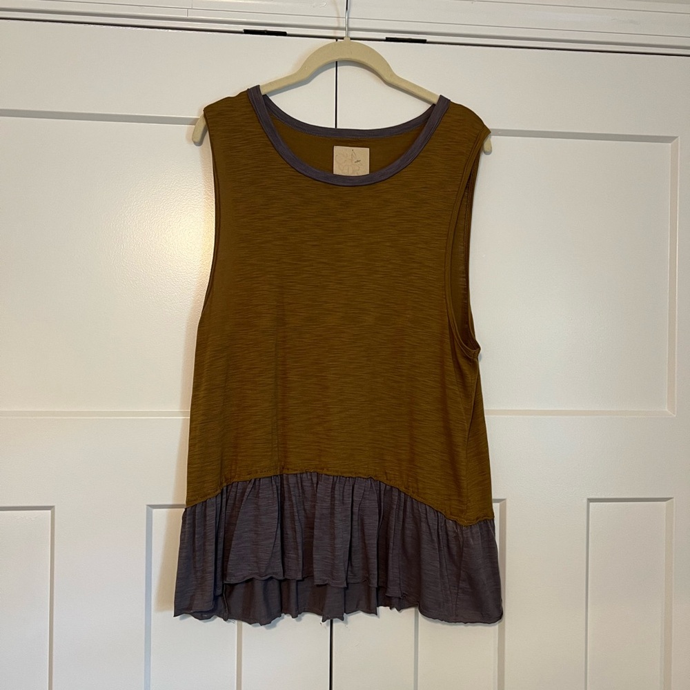 Sleeveless Mustard and Gray Ruffle Hem Top